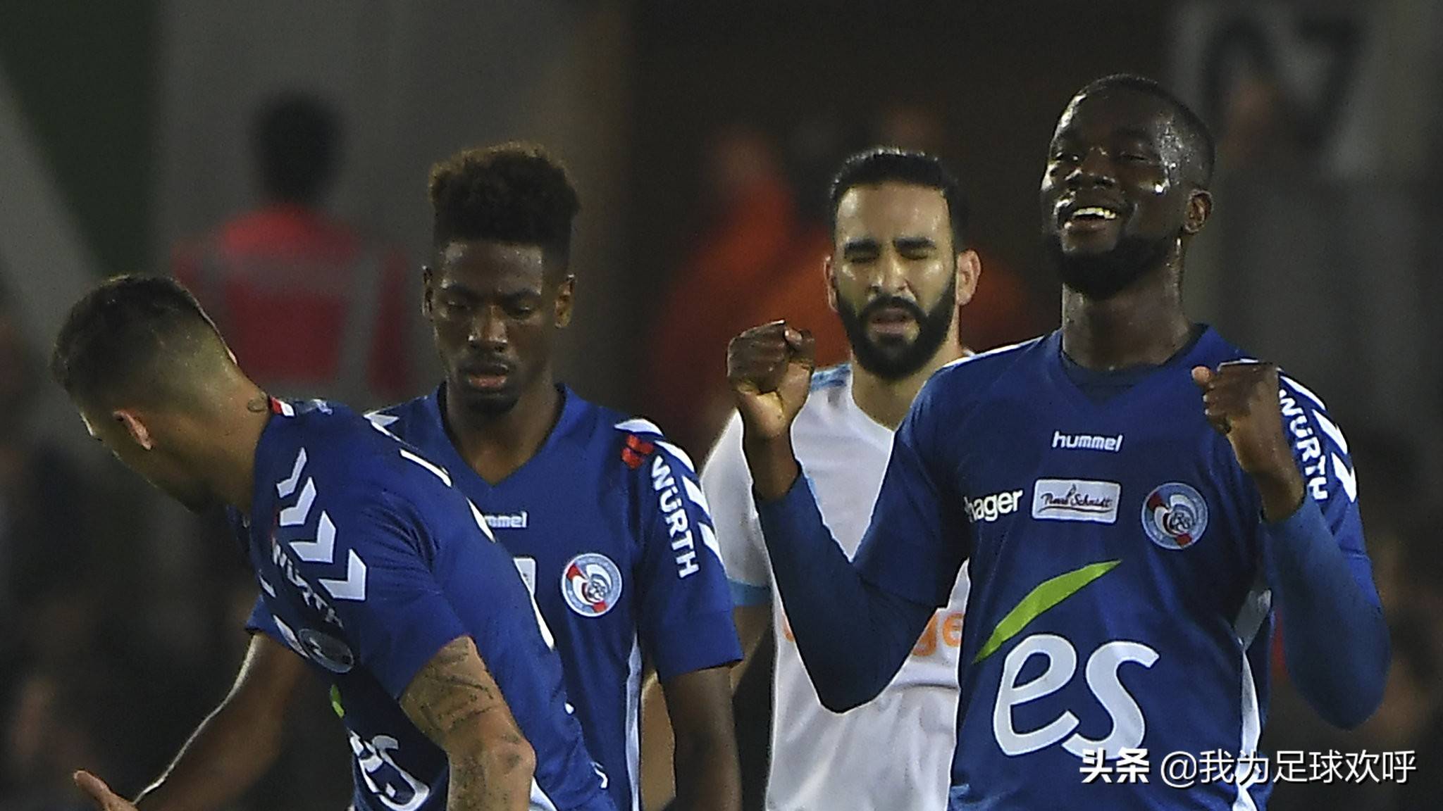 爱游戏官方-包含波特兰开拓者训练开放日，窗口期防线松动引欢呼，法国杯在即，资深球员宣示担当的词条-爱游戏官方